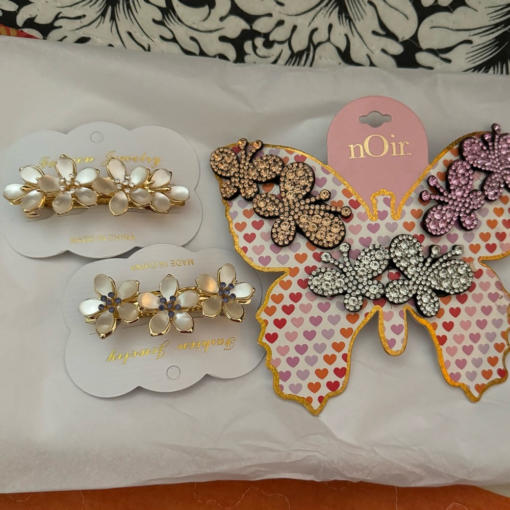 🔥 NWT bundle of Hair clips